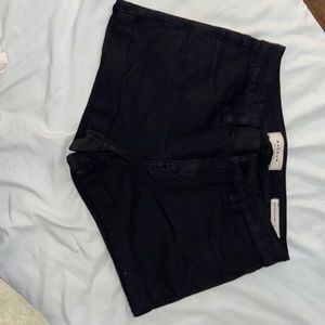 Black Pacsun Super Stretch Shortie, Size 26